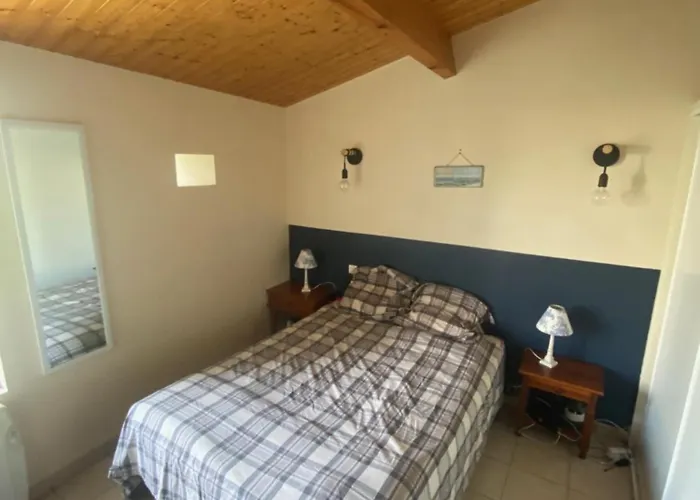 Le Domaine Du Petit Bois, Le Marronnier Feriehus *