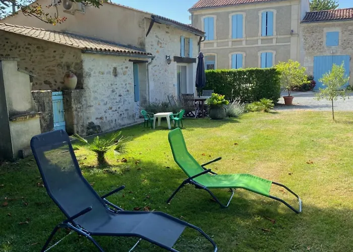 Le Domaine Du Petit Bois, Le Marronnier Feriehus *